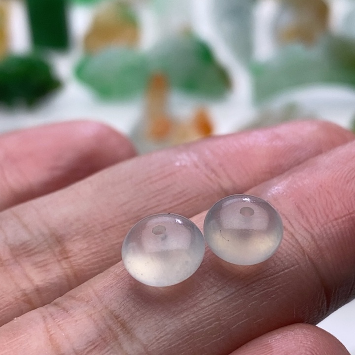 定制翡翠未镶嵌只****人