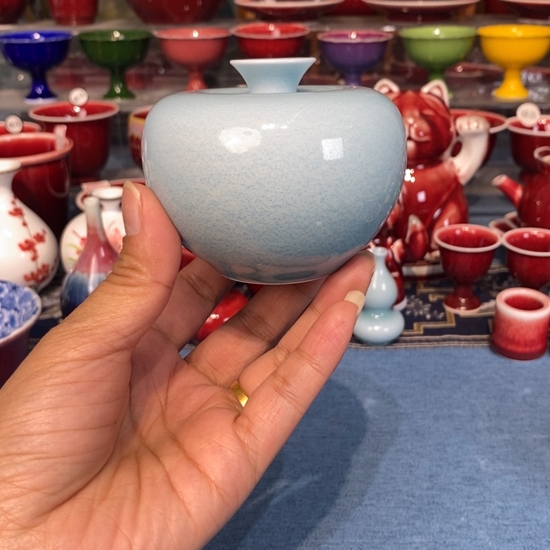 景德镇浅行郎窑苹果尊