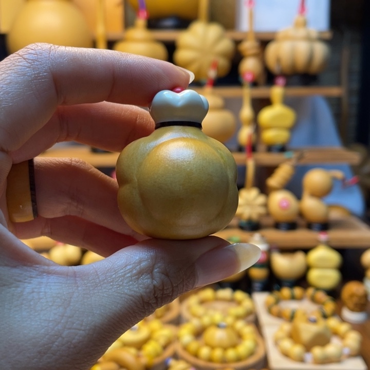 琳***萱天然葫芦自然生长