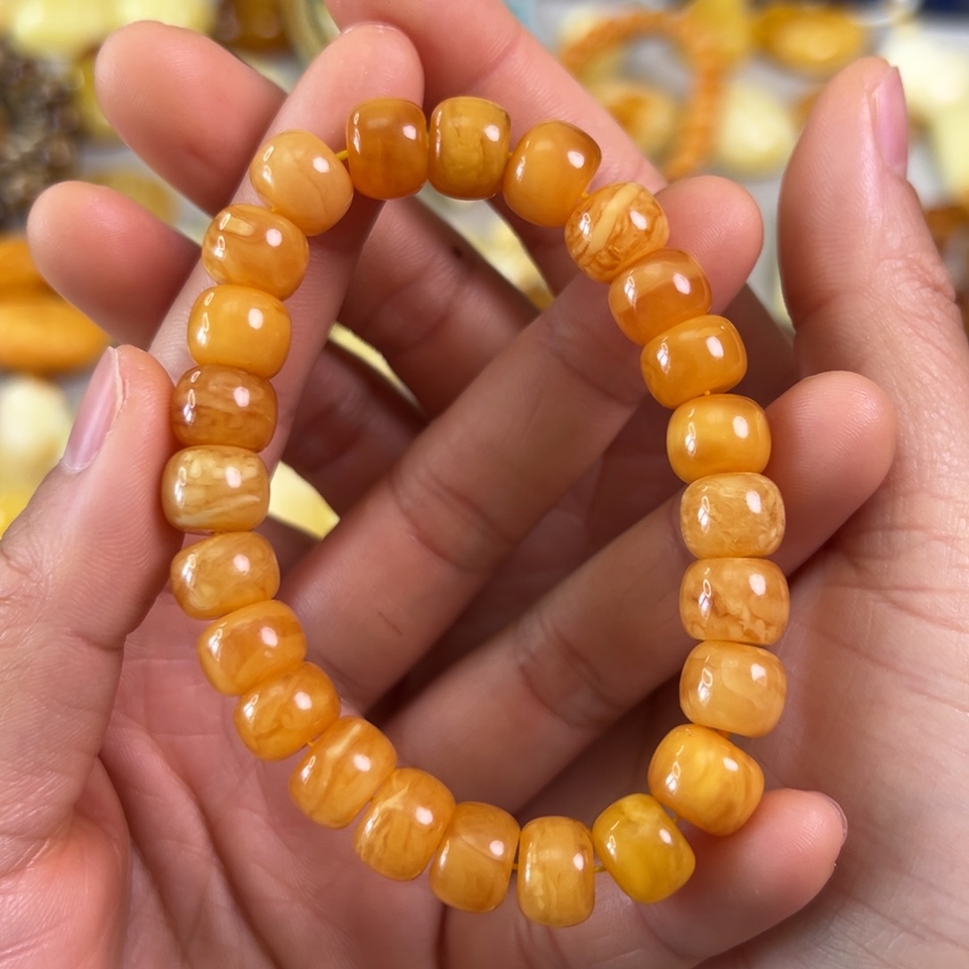 蜜蜡裸石未镶嵌蜜蜡