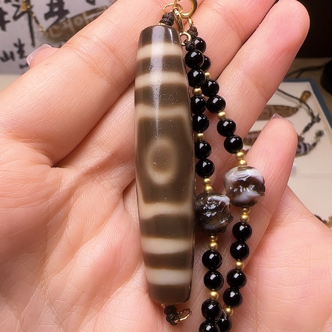 玛瑙/玉髓颈饰未镶嵌