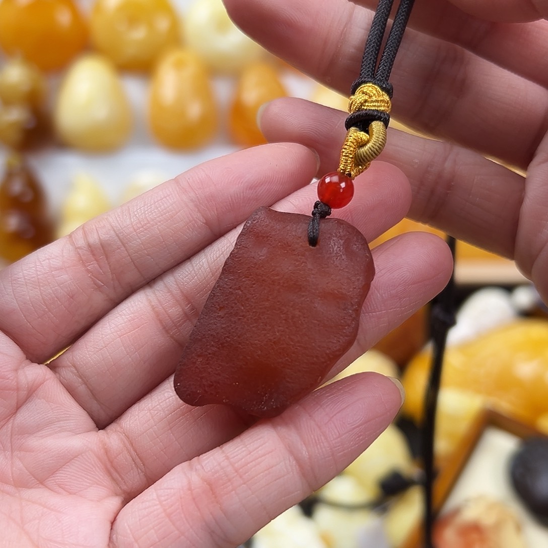 蜜蜡颈饰未镶嵌宝*蜜蜡