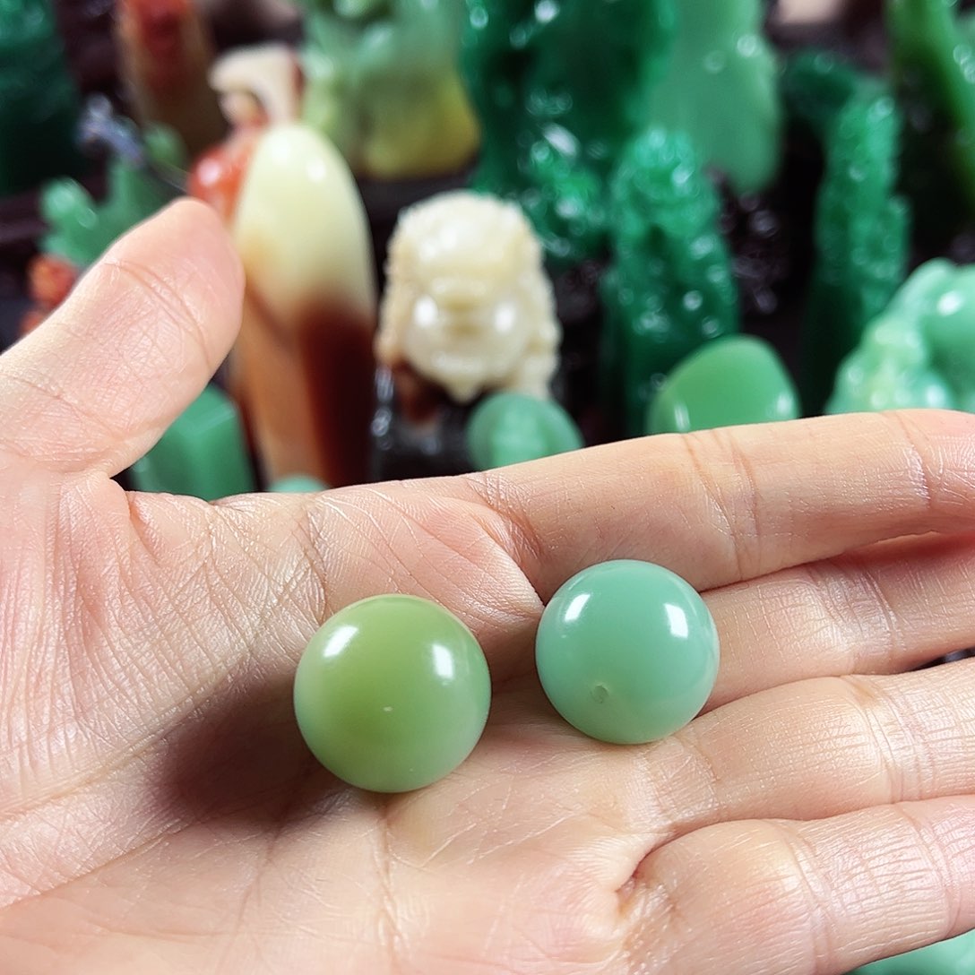 四川石雄**道名贵石材梅子青