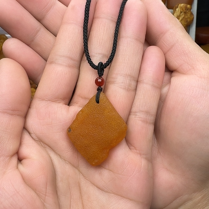 蜜蜡未镶嵌裸石天然蜜蜡吊坠