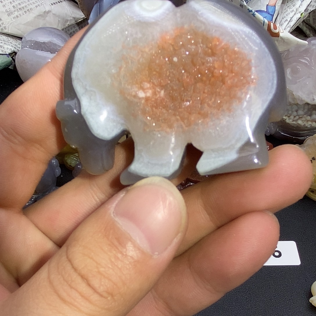 玛瑙/玉髓未镶嵌珠宝奇石