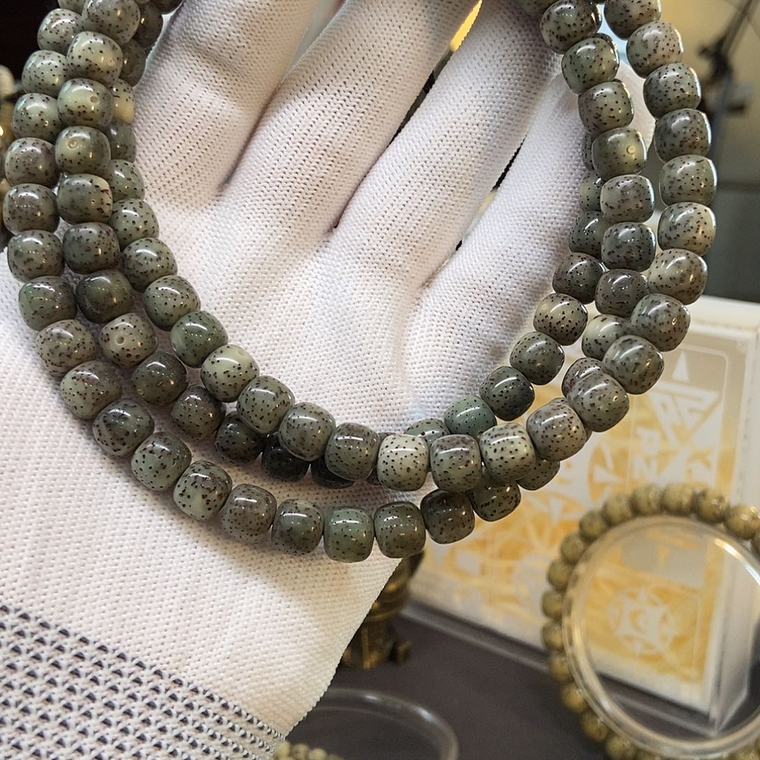 吊坠星月菩提6788888999999999