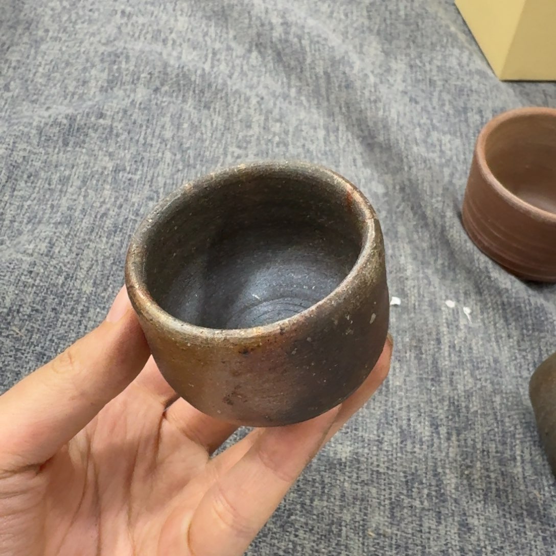 紫砂茶杯非常美丽漂亮的物品