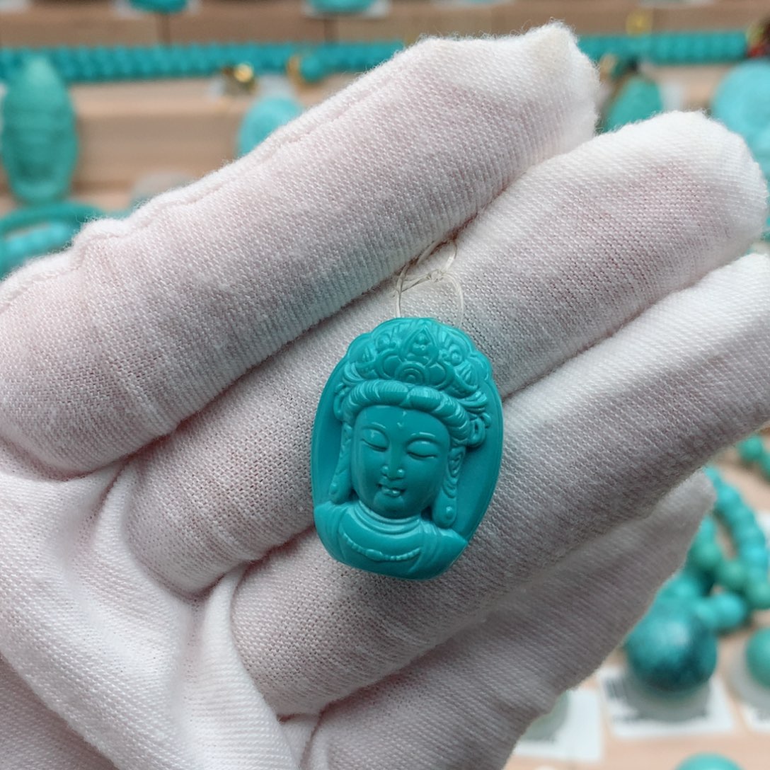 芽***芽未镶嵌绿松石珠宝奇石18.3mm