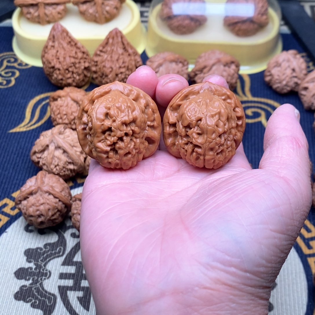 手串/手链橄榄核金字塔36