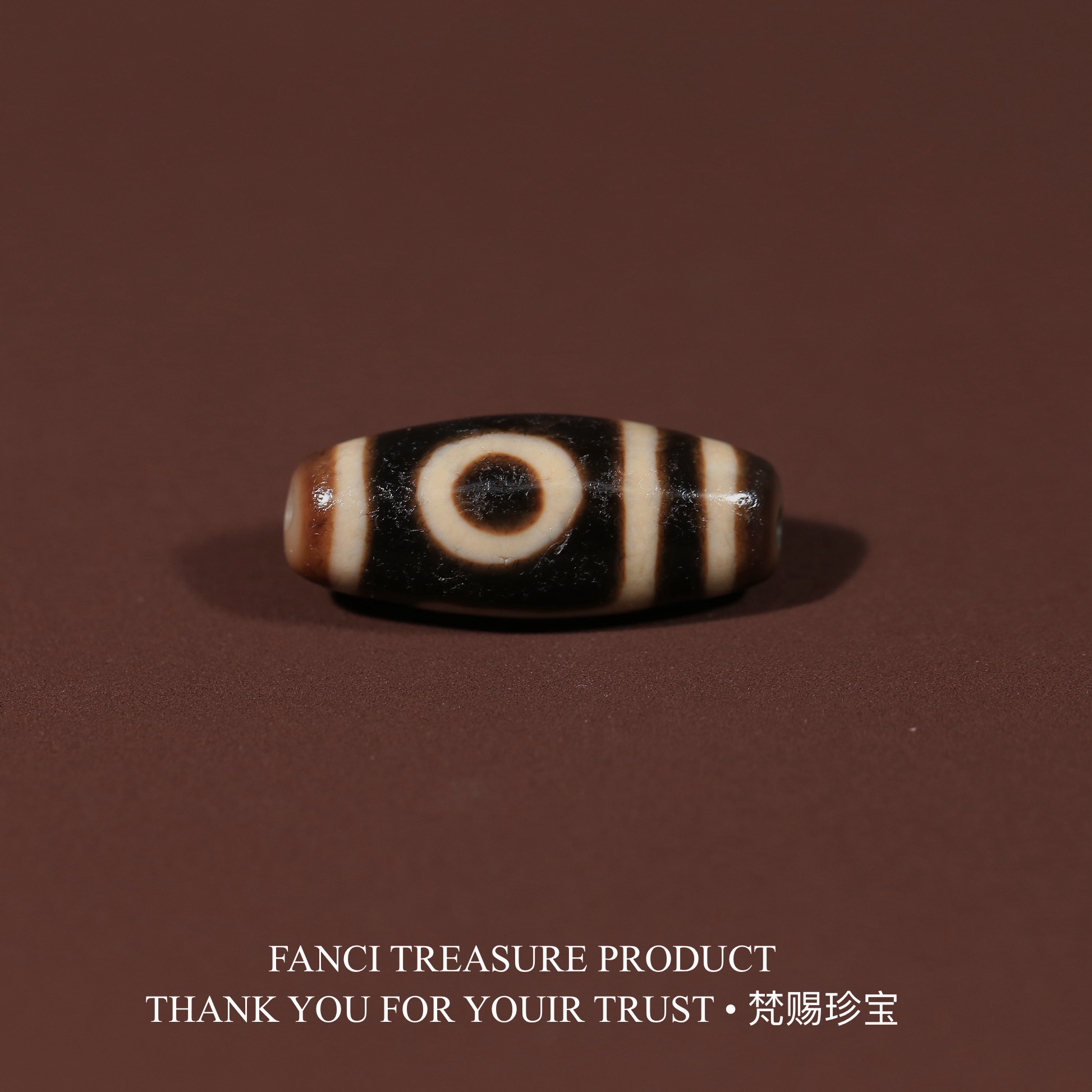 梵赐珍宝·【上肯老超顶系列】亲工台珠折线二眼28.2x11.6mm天珠