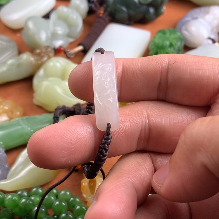 未镶嵌和田玉挂件