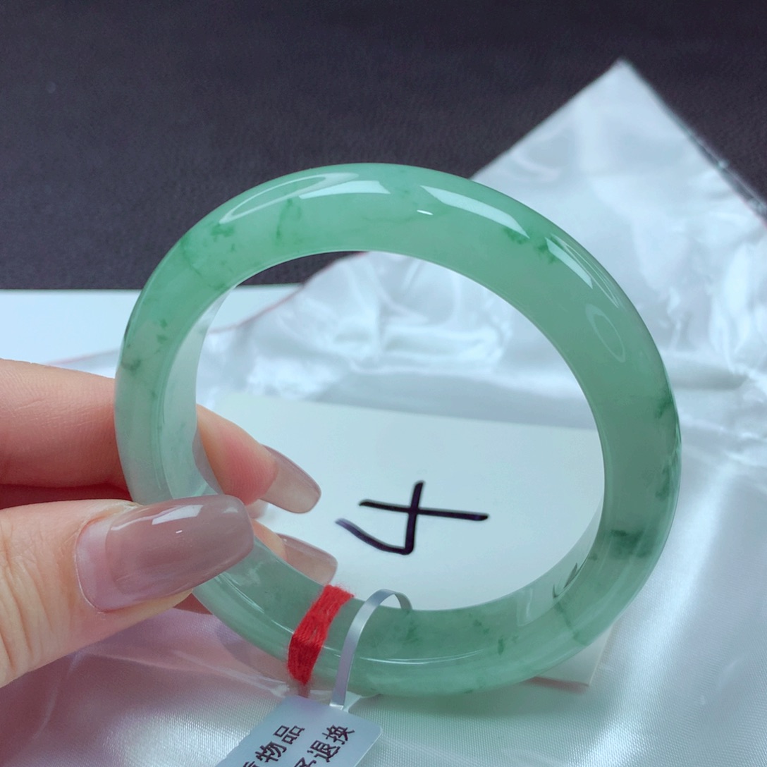 翡翠手镯未镶嵌手镯55