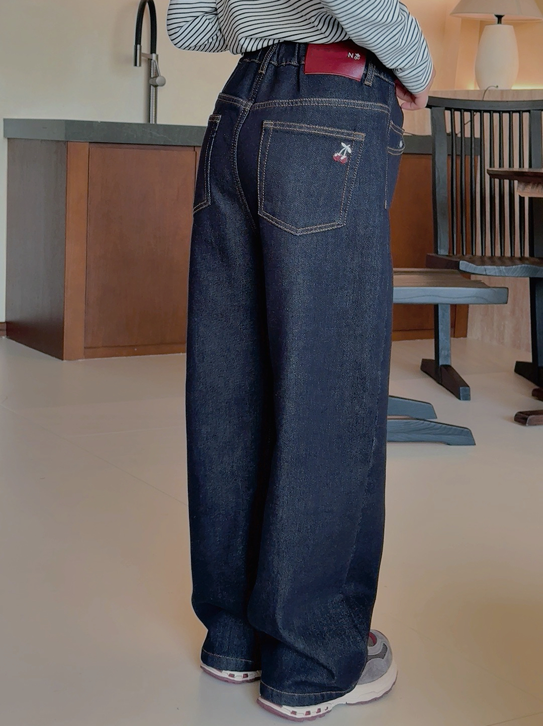 泡妈童装【樱桃牛仔裤】加绒儿童窄版直筒裤女童51169休闲51156