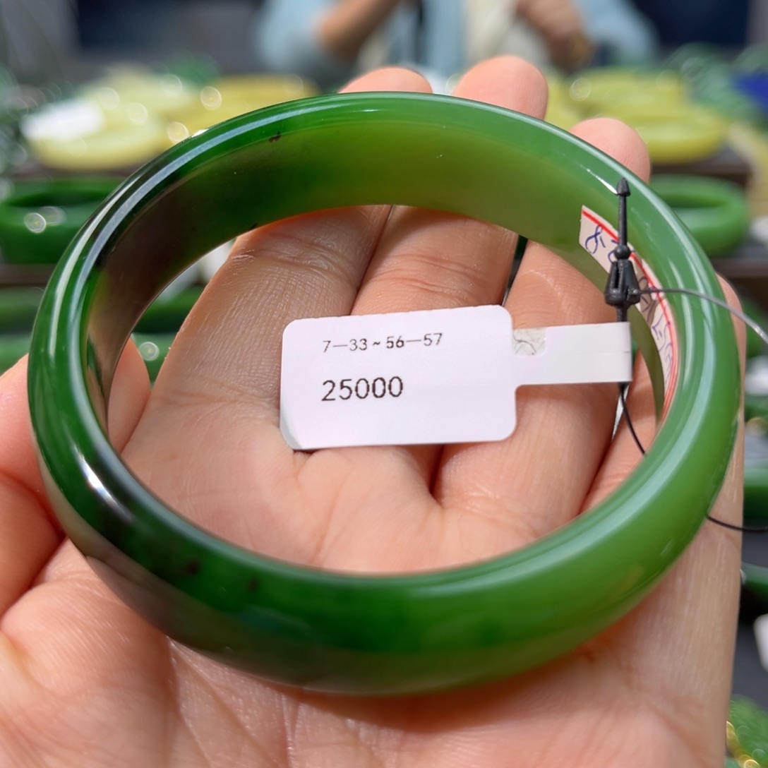 和田玉（碧玉）手镯未镶嵌