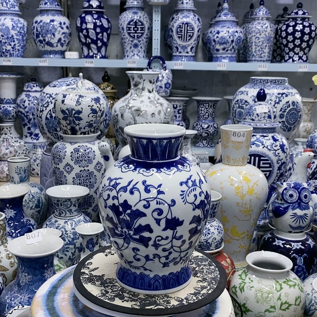 【闪购商品】摆件缠枝莲花瓶瓷器22.7.15………………