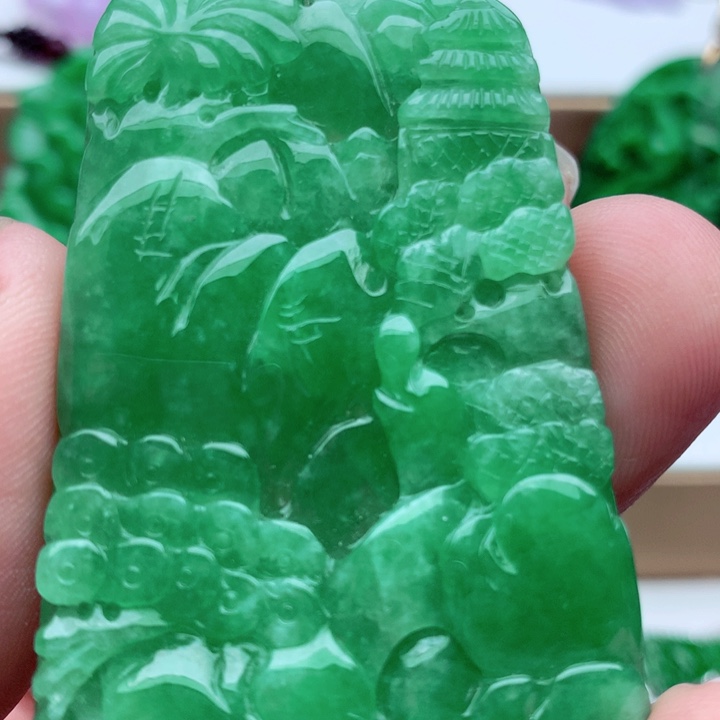 翡翠未镶嵌吊坠(不含链)