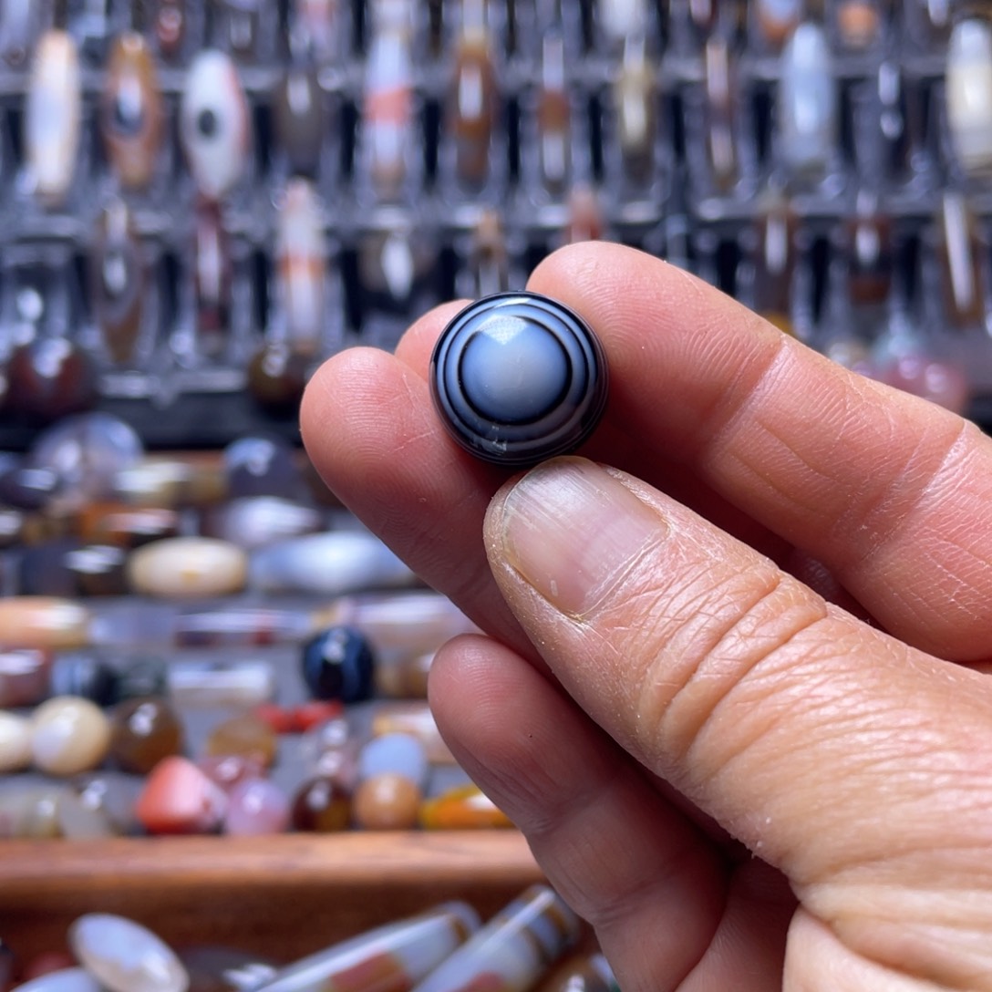 玛瑙/玉髓颈饰合金