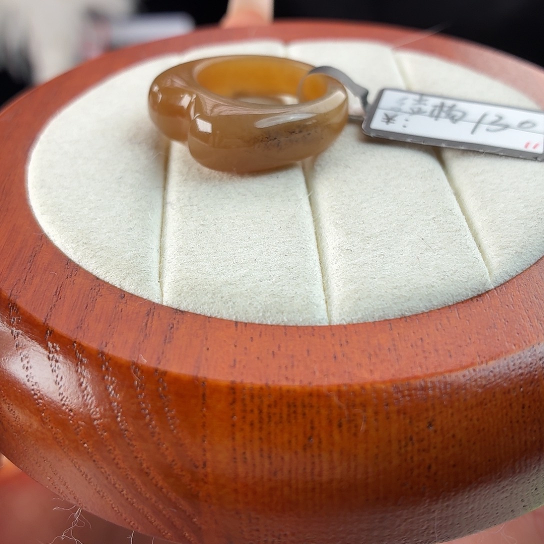 和田玉未镶嵌戒指r44飘青花糖猫耳17.7