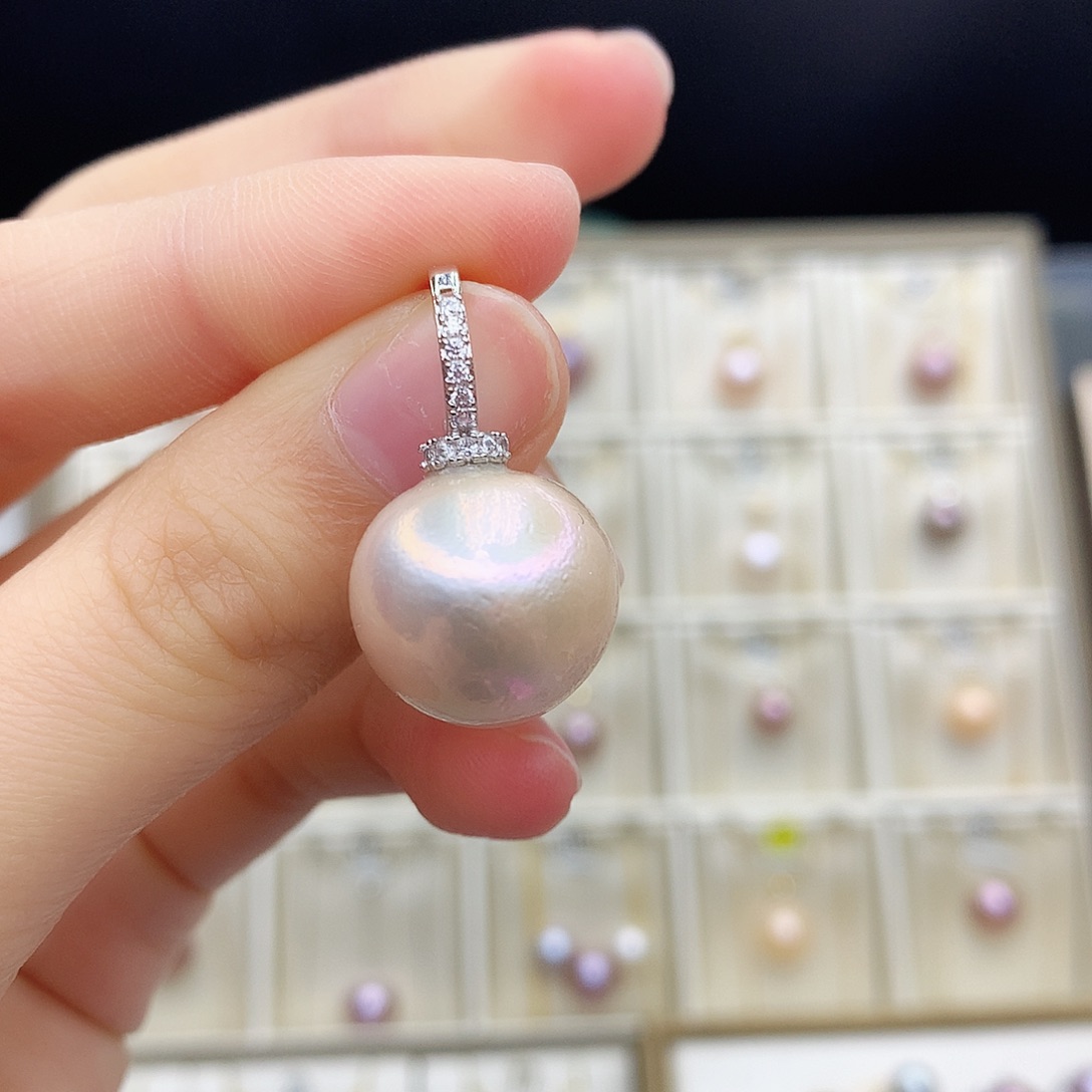 淡水珍珠颈饰合金