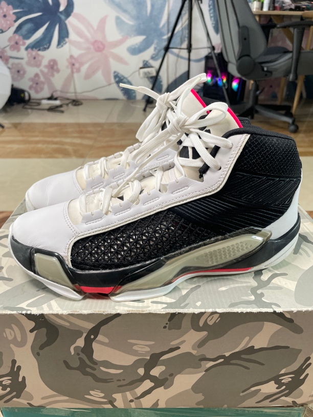 95新 maje 42.5码270/Air Jordan 38 zoom缓震抗扭 篮球鞋