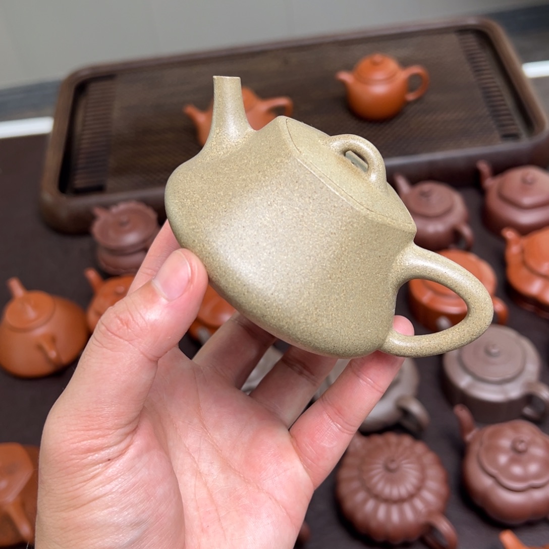 血***影紫砂茶壶宜兴紫砂壶的制作