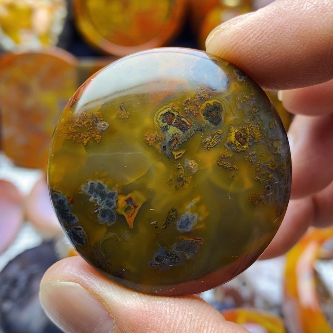 玛瑙/玉髓颈饰未镶嵌