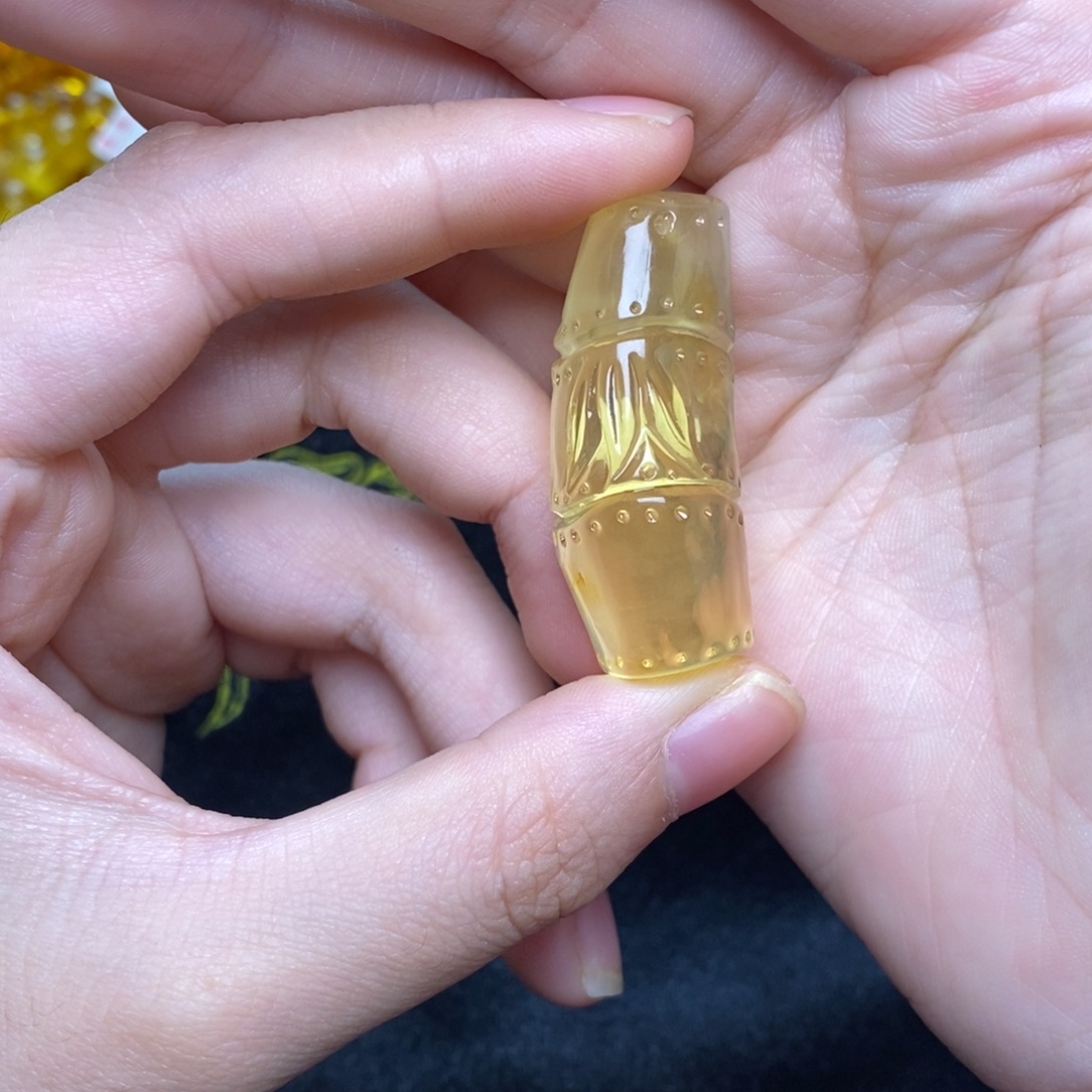 琥珀未镶嵌裸石蜜蜡