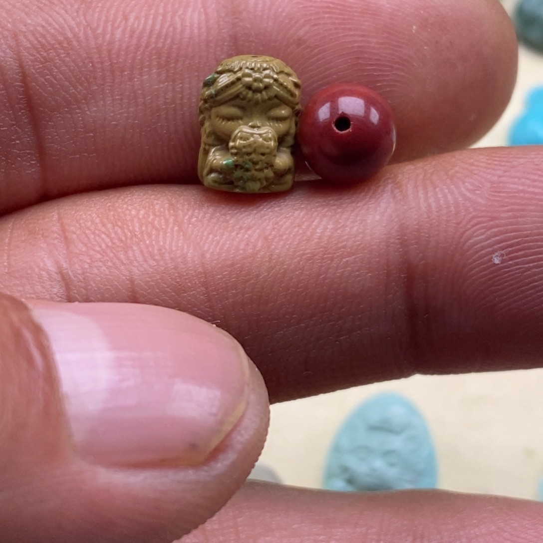 沫***言南红玛瑙未镶嵌珠宝半成品