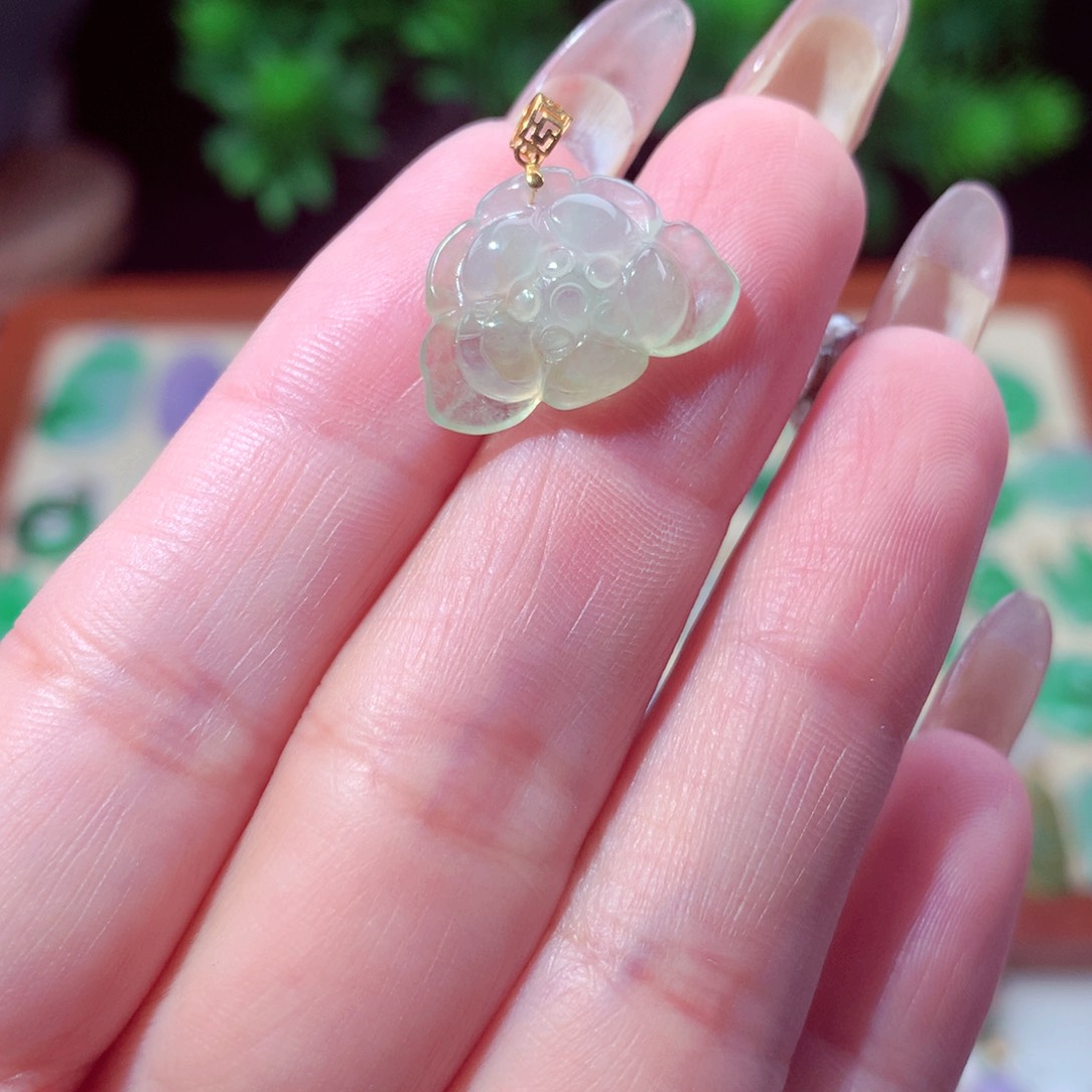 翡翠吊坠(不含链)18K金镶嵌