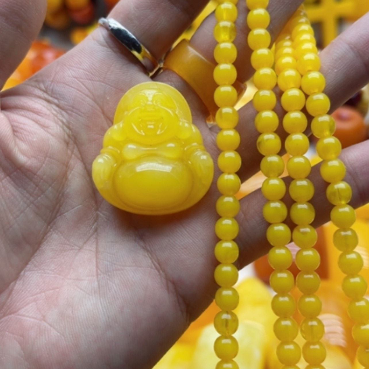 【闪购商品】树脂制品何佛吊坠蜜蜡
