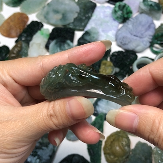 定制翡翠未镶嵌翡翠