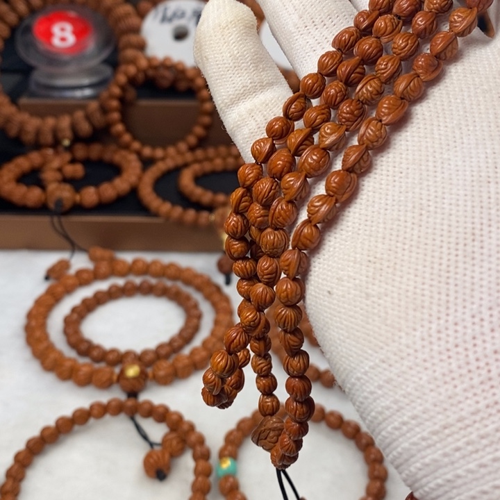 桃核吊坠淡****切秦岭龙纹桃核