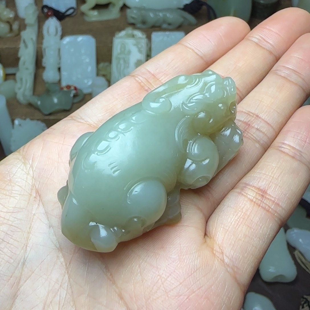 和田玉挂件未镶嵌