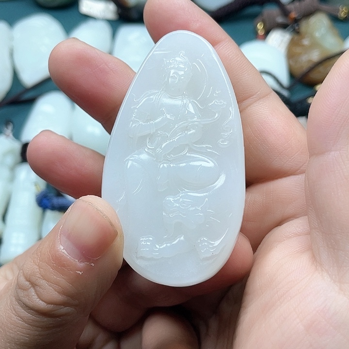 和田玉颈饰未镶嵌