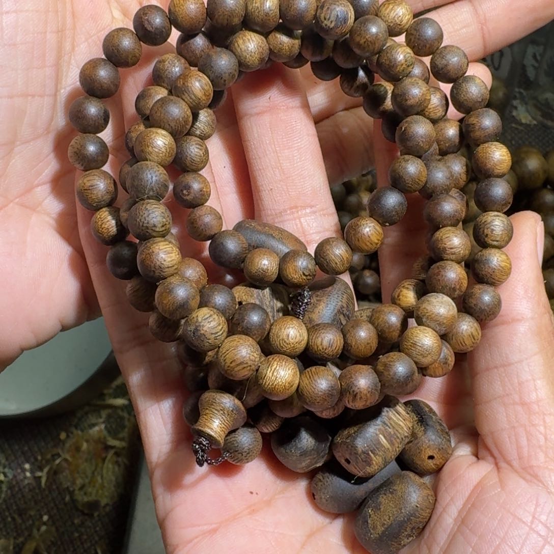 沉香木手串地**孩海南乌身张勺子板头31克老料