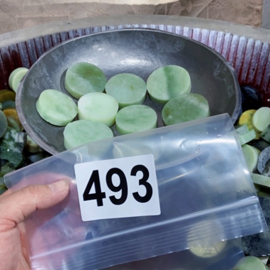 【闪购商品】蛇纹石玉未镶嵌珠宝半成品