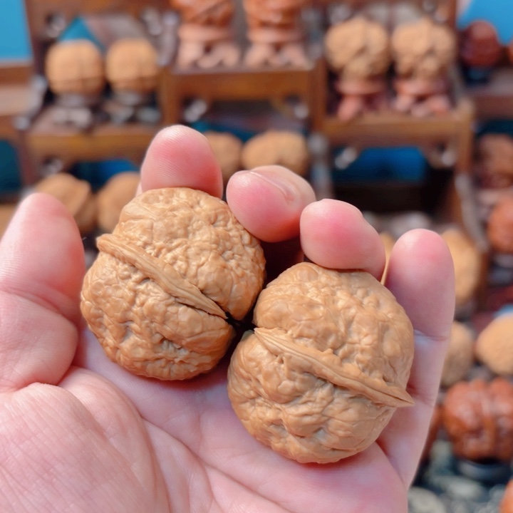 文玩核桃把件?****、聚宝