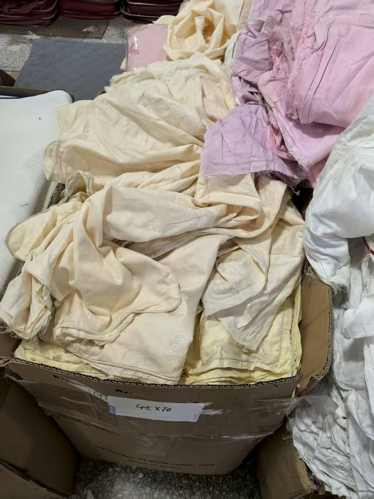 《厚广家》3楼45×70杂款全棉薄款无拉链枕芯套 发4对 不挑色