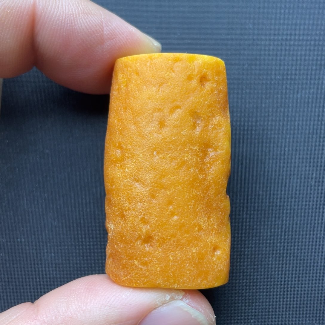 蜜蜡颈饰未镶嵌蜜蜡吊坠