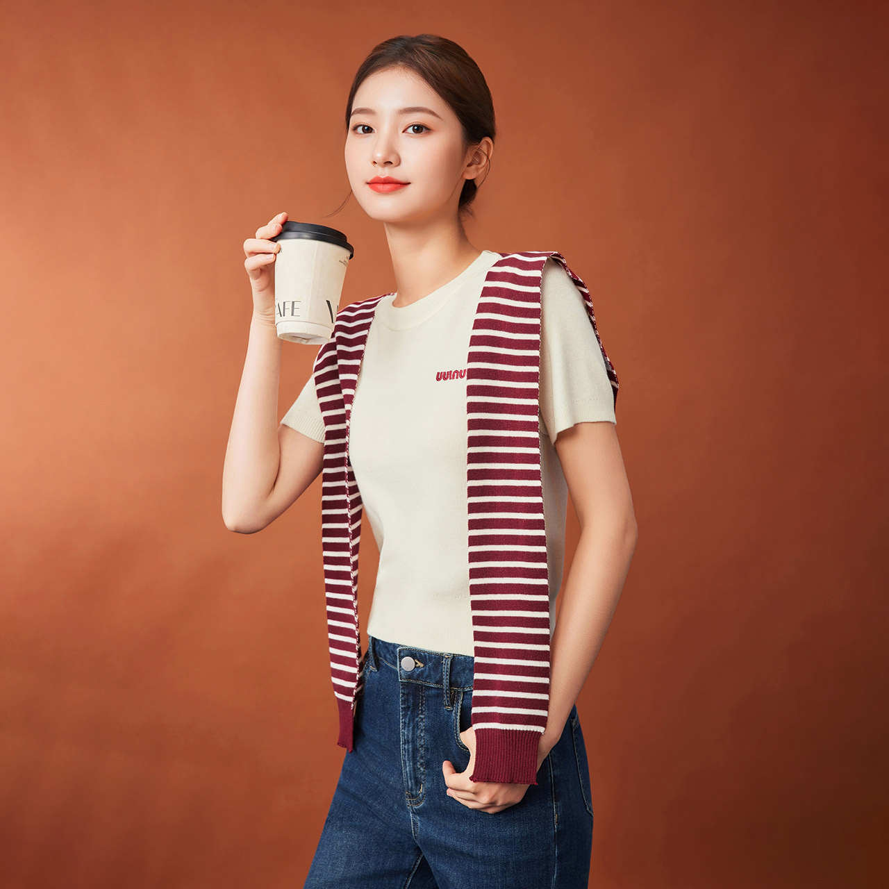 IEF/爱依服2025秋季新款韩版文艺知性通勤风百搭带披肩毛织上衣