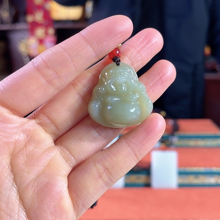 和田玉吊坠未镶嵌