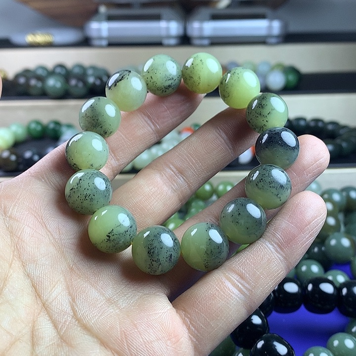 和田玉手串未镶嵌