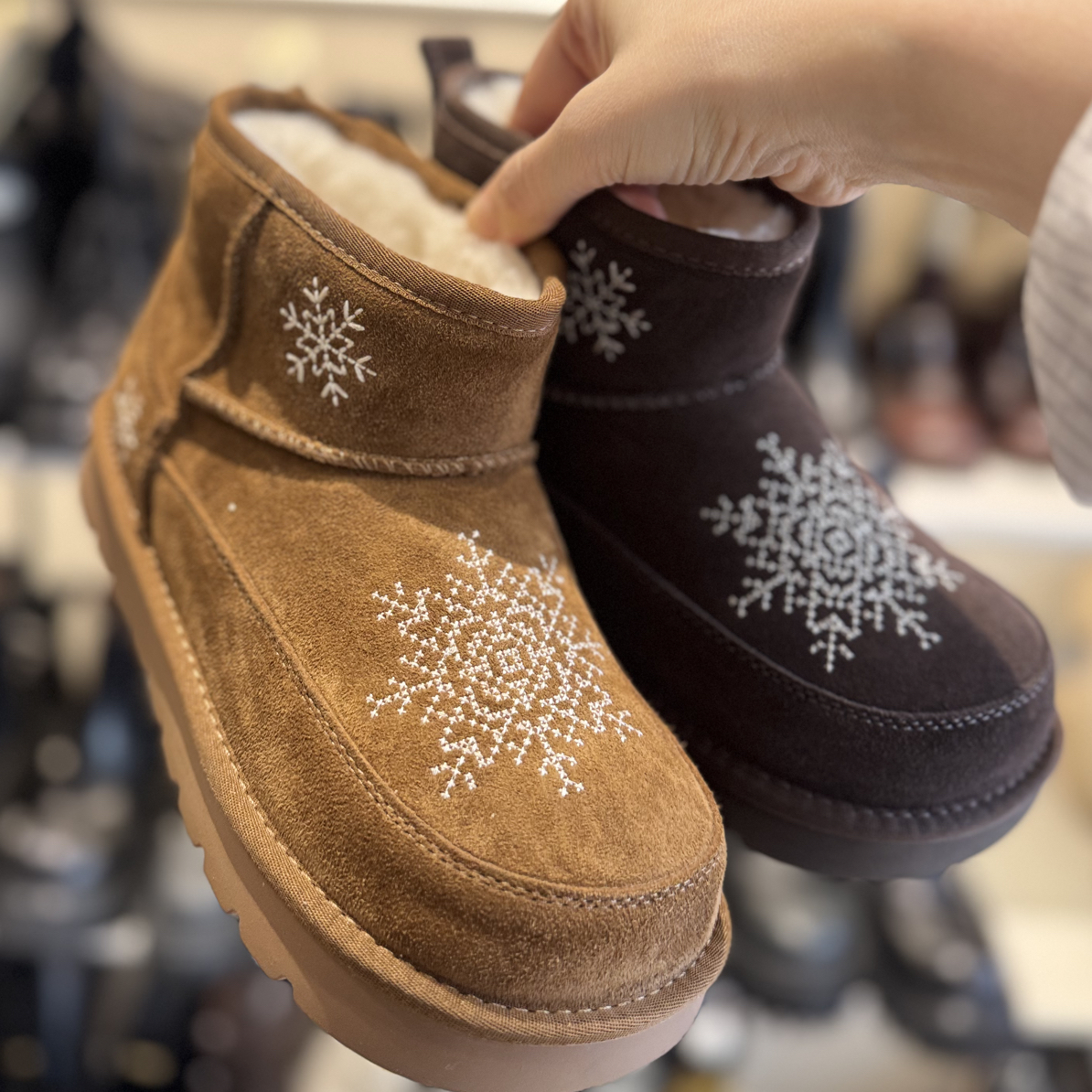 新品刺绣雪地靴平底百搭保暖鞋1987-62