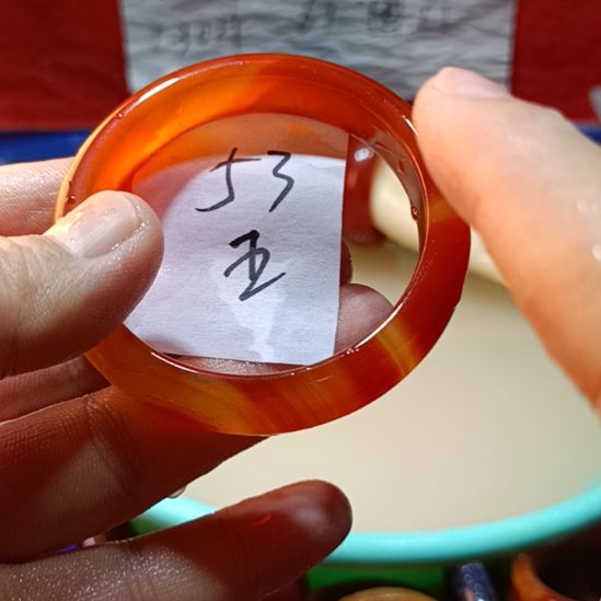 玛瑙/玉髓手镯未镶嵌