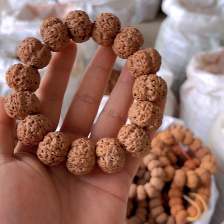 金刚菩提手串25毫米蜂王 6