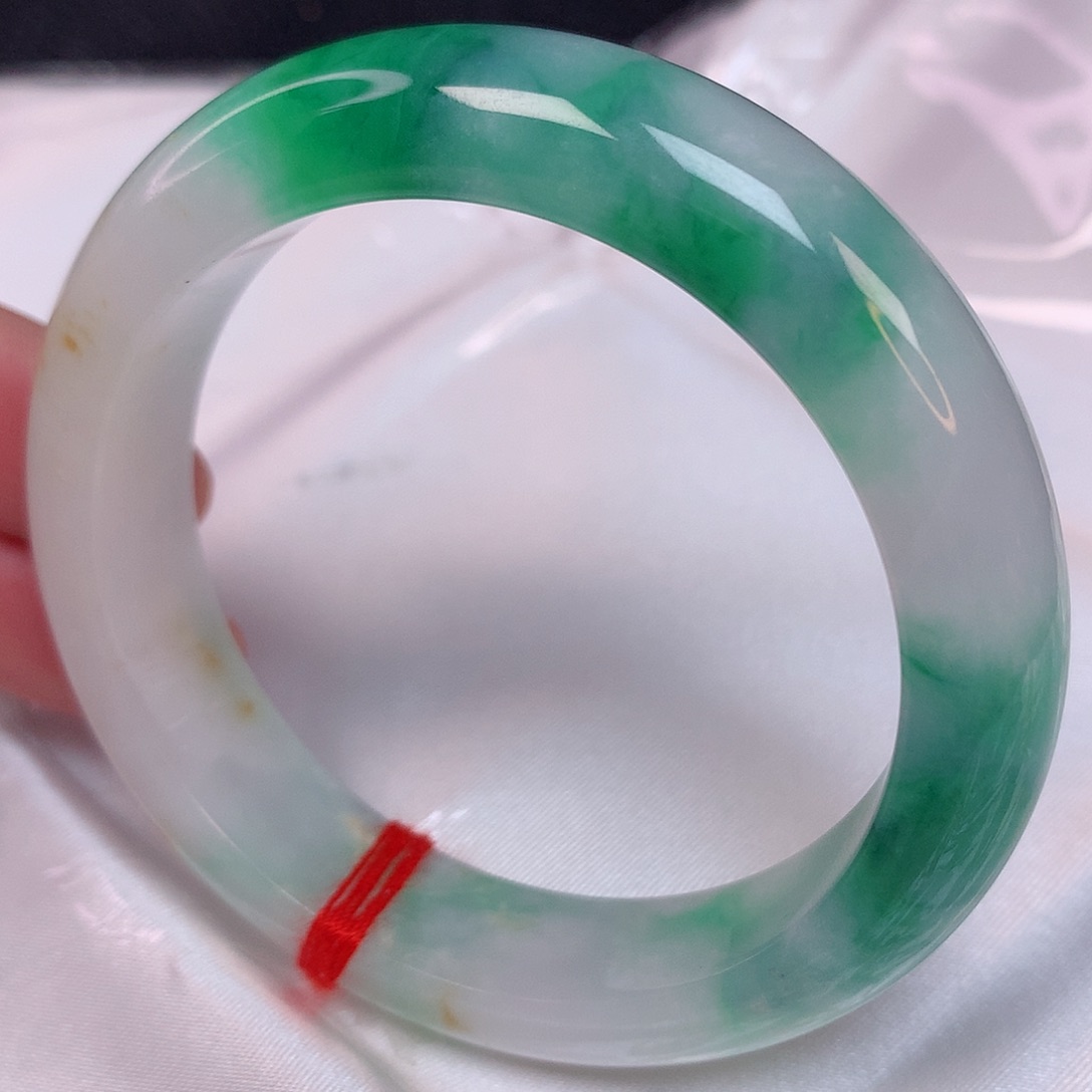 翡翠手镯未镶嵌53 翡翠手镯