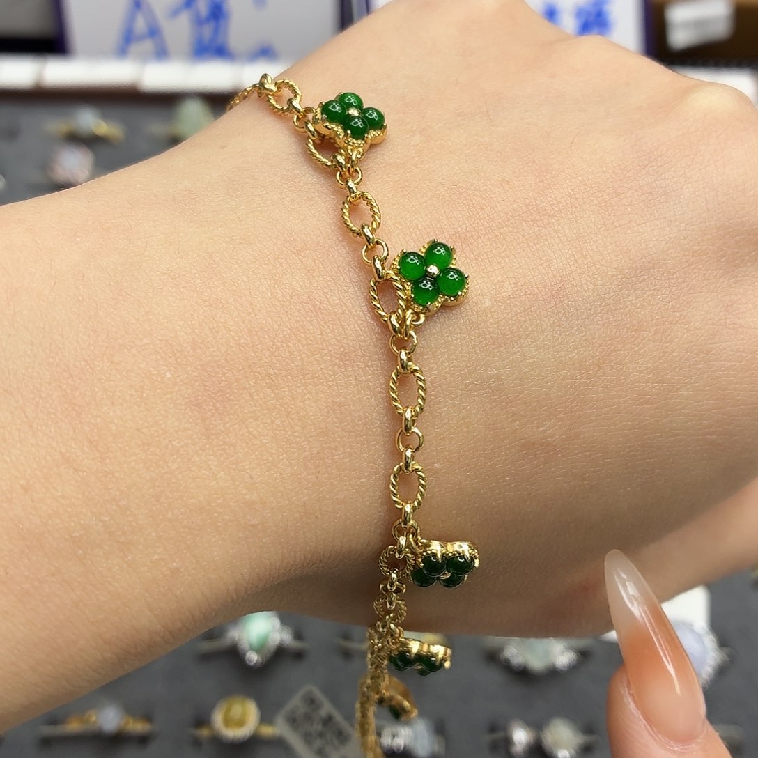 翡翠银S925镶嵌手链2号链接。