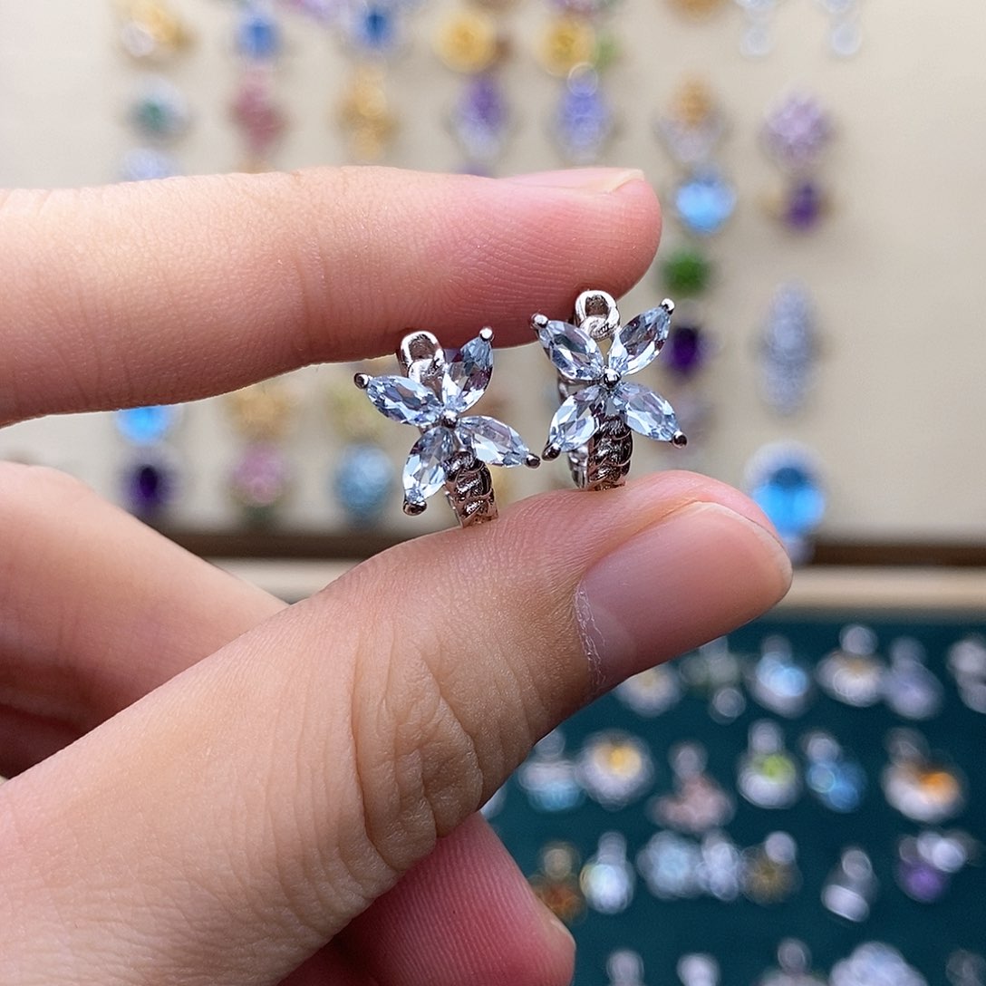 银S925镶嵌耳坠海蓝宝石（不含证书）