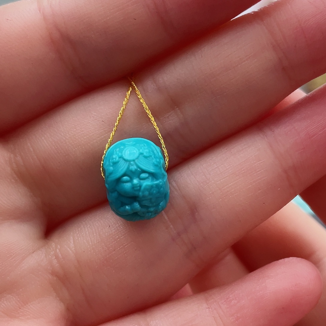 绿松石颈饰未镶嵌