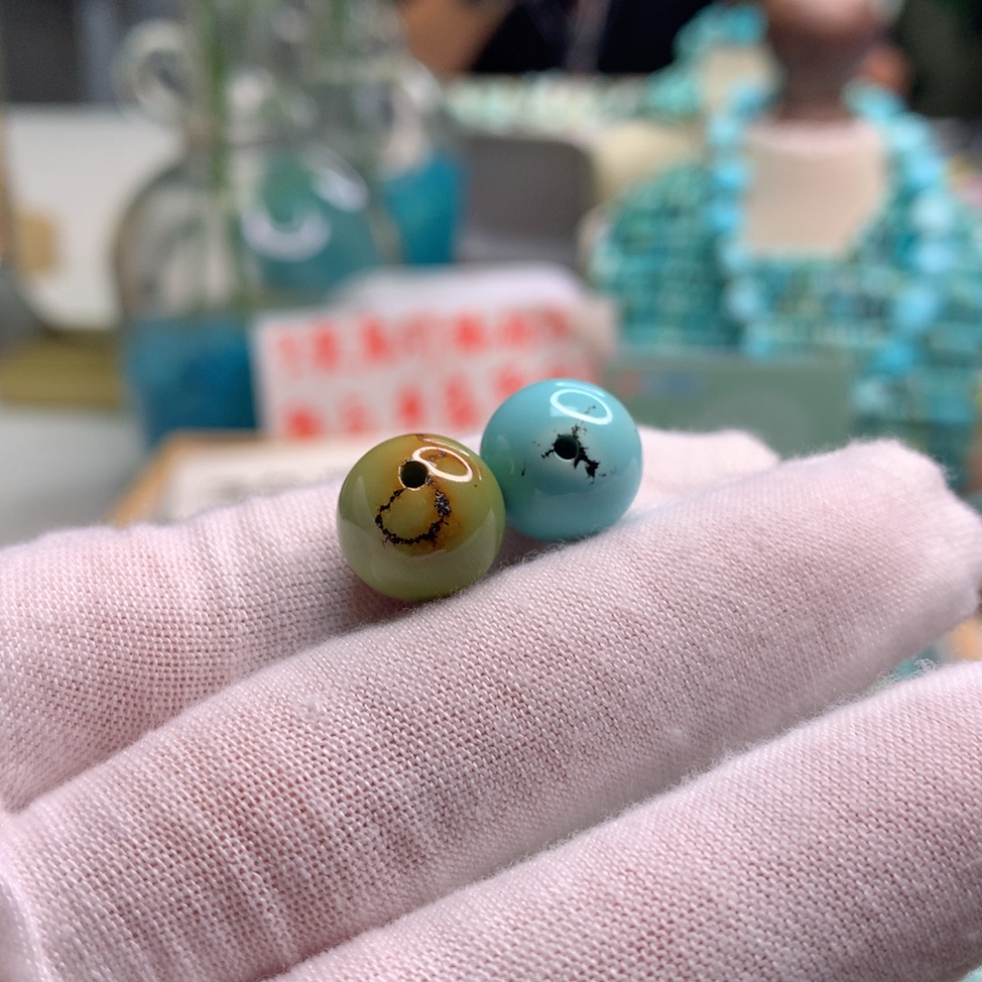 绿松石未镶嵌饰品